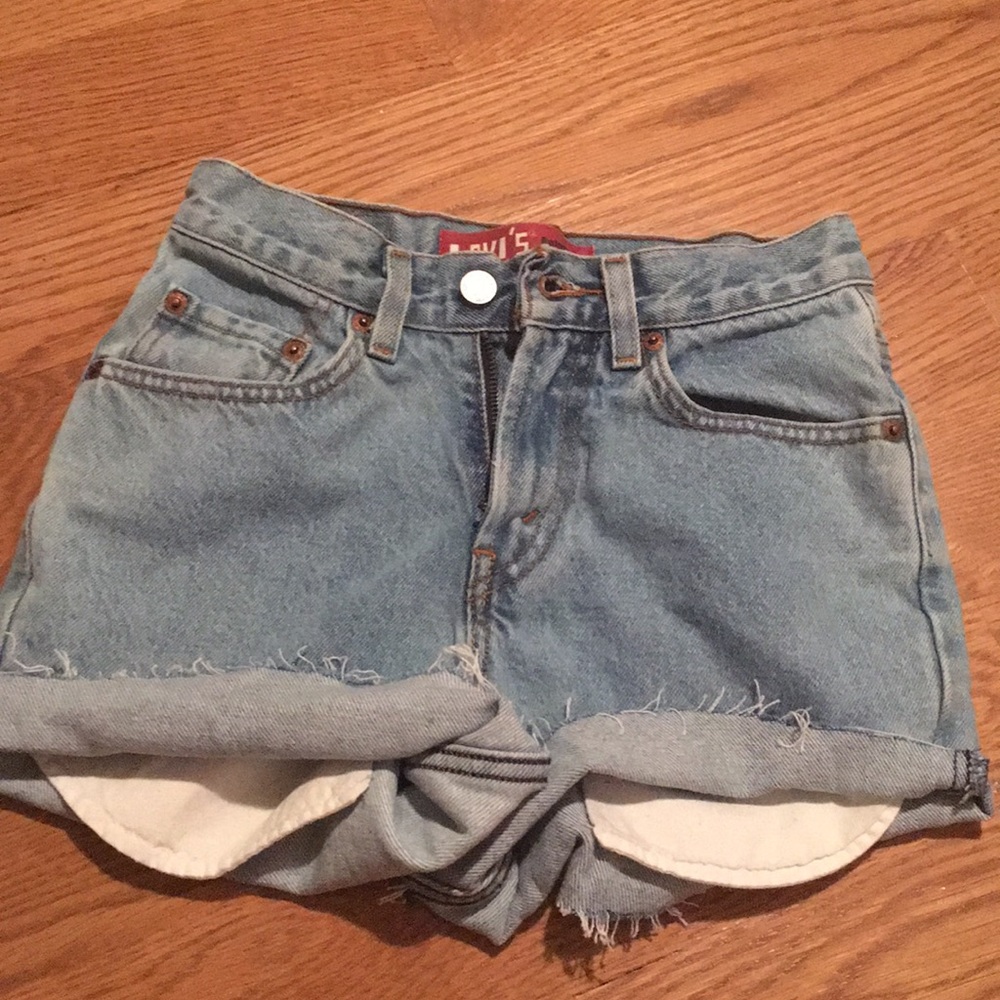 LEVI’S vintage shorts SIZE 23 - Picture 2 of 2
